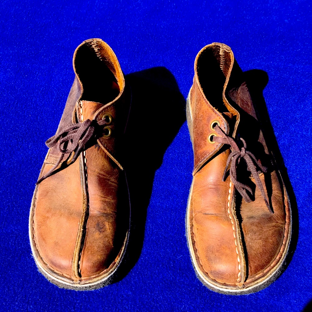 EUC Clark’s Desert Trek Shoes